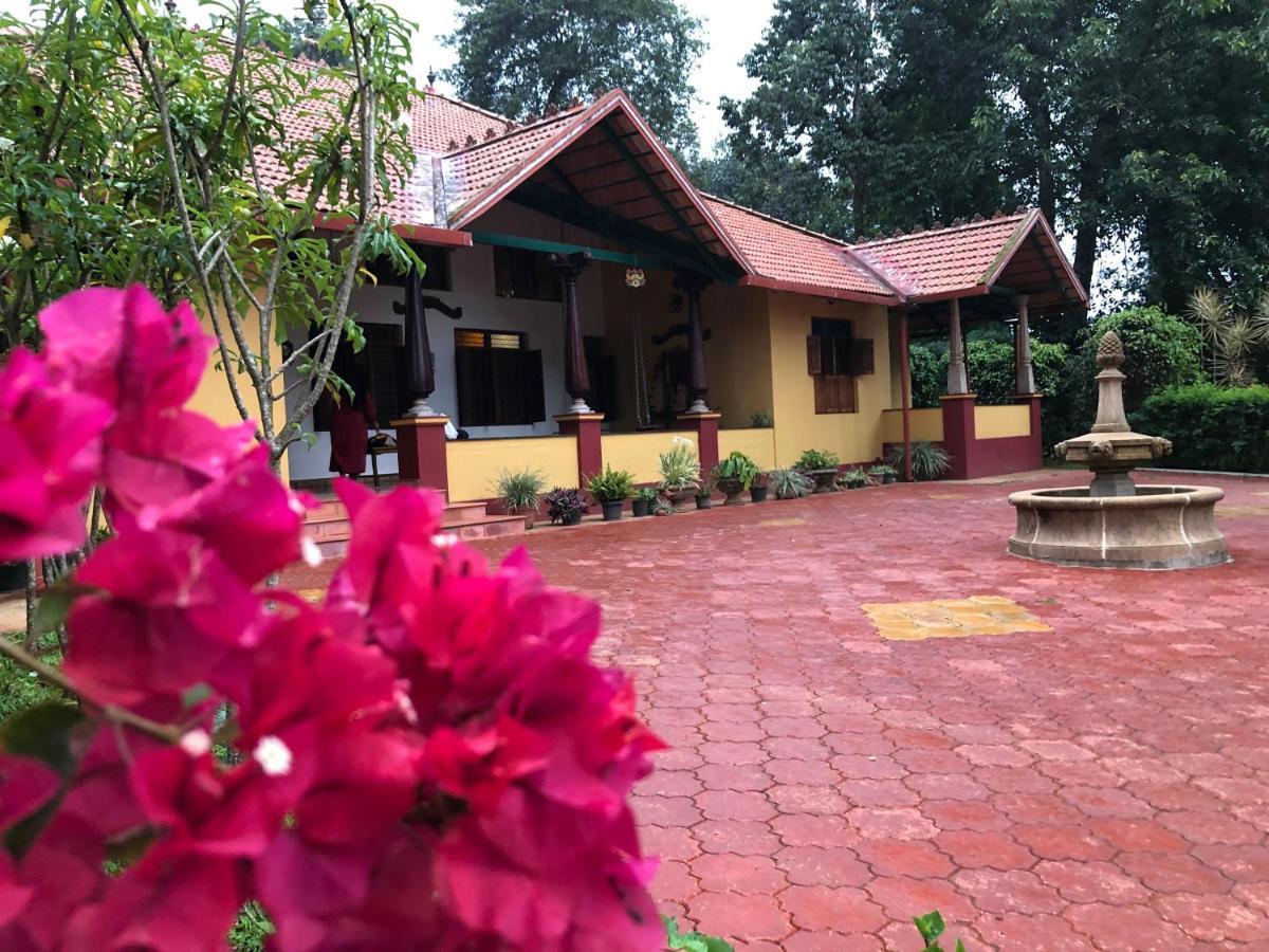 Ama Stays & Trails, Rare Earth Estate Madikeri Luaran gambar